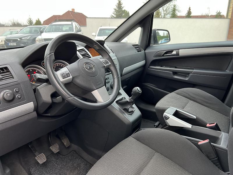 Opel Zafira 1.7 CDTi 92kW - fotka 7 z 15
