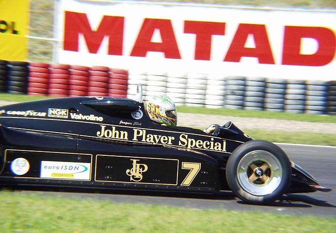 Lotus s Joaquinem Folchem za volantem.