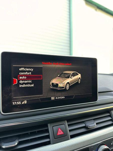 Audi A4 (2016) B9 2.0 TDI 140 KW QUATTRO 2016 - fotka 25 z 30