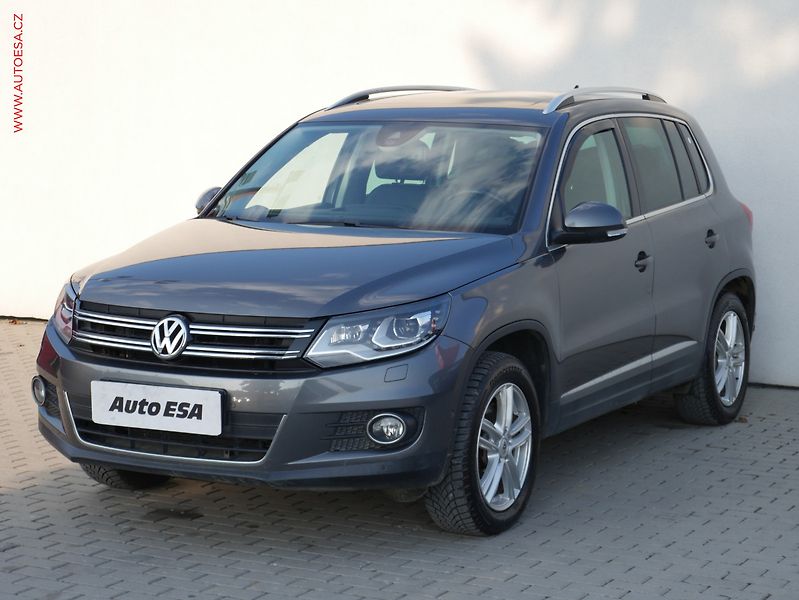 Volkswagen Tiguan (2014) 2.0 TDi 4x4, 1.maj, Navi - fotka 3 z 21