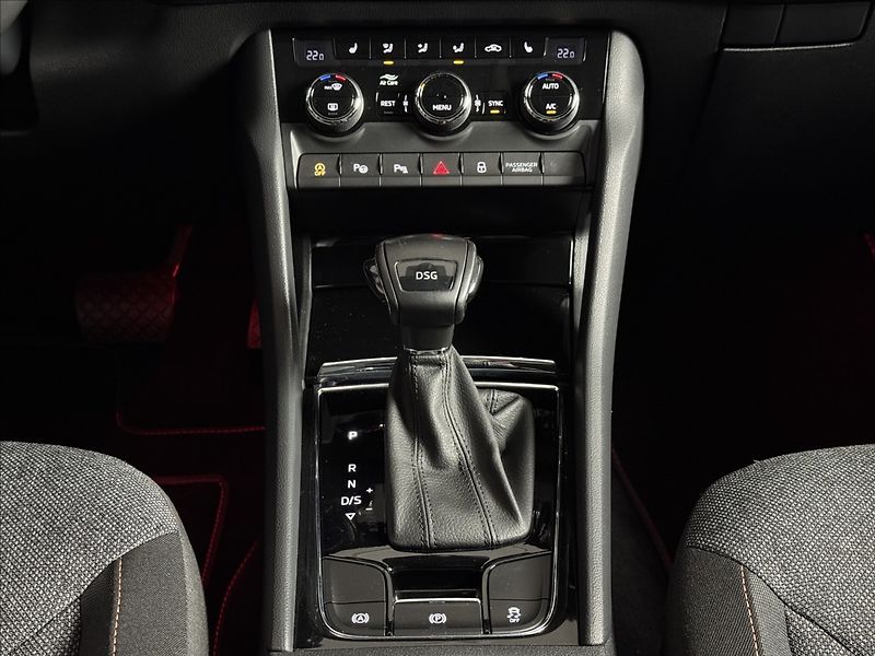 Škoda Kodiaq 2,0 TDi  DSG Clever LED Assist - fotka 17 z 48