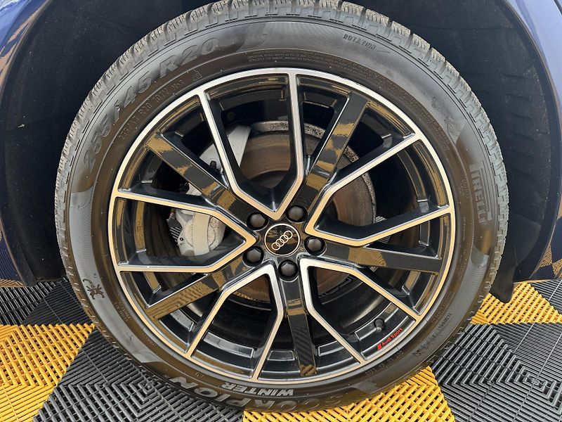 Audi Q5 SB*40tdi*ČR*DPH*S-Line*Vzduch* - fotka 21 z 42