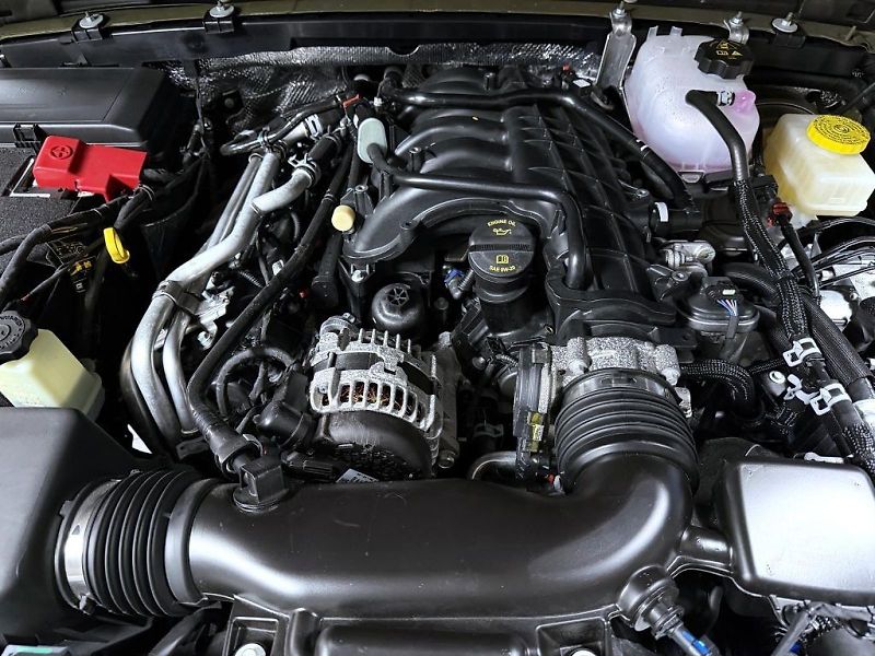 Jeep Wrangler (2026) Unlimited 3,6 V6 290k AT8 Rubi - fotka 9 z 24