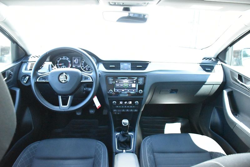 Škoda Rapid (2017) STYLE Plus 1.0 TSI 81kW - fotka 5 z 30