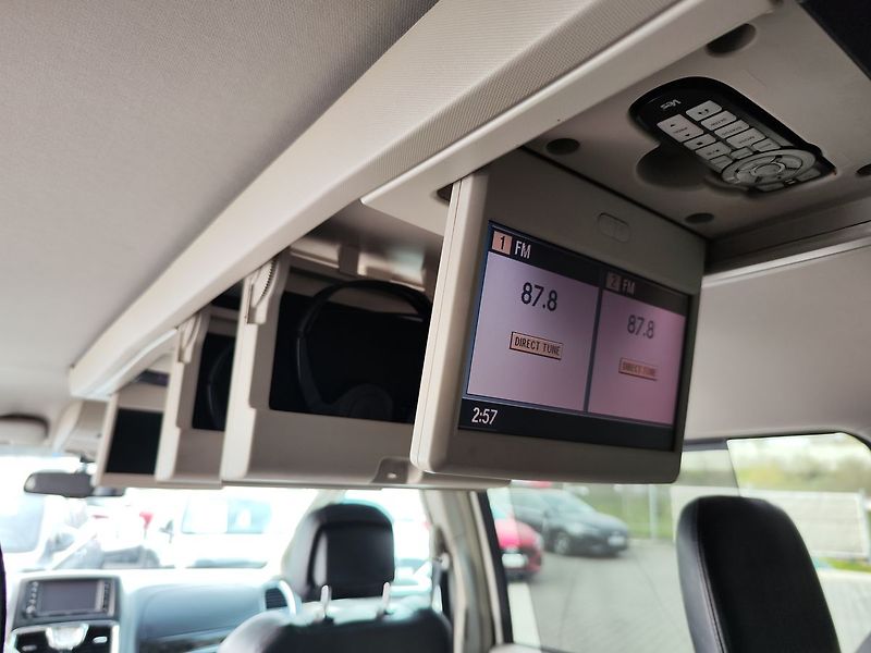 Lancia Voyager 2.8 CRD/120kW 7.Míst ČR - fotka 18 z 36