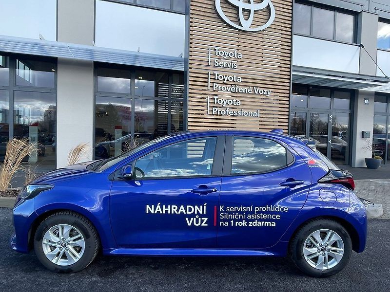 Toyota Yaris 1.5 Hybrid automat 116k Comfor - fotka 4 z 27