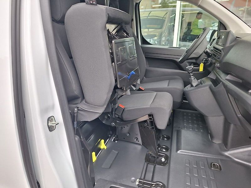 Peugeot Expert (2026) FG L3 2.2 BHDi 150k MAN6 - fotka 19 z 31