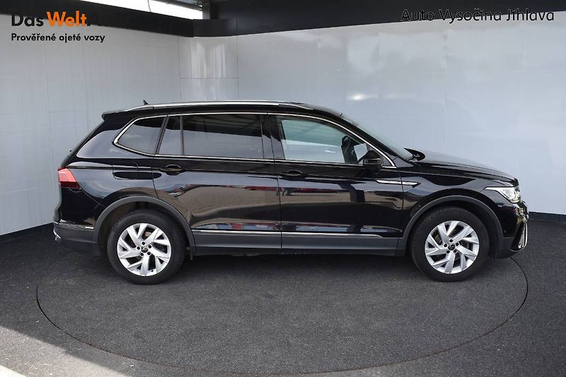 Volkswagen Tiguan Allspace (2023) 2.0TDI 110kW DSG, LED - fotka 9 z 24