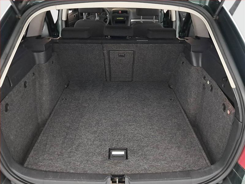 Škoda Octavia (2007) 2.0 TDI, nová STK, Tažné - fotka 13 z 15