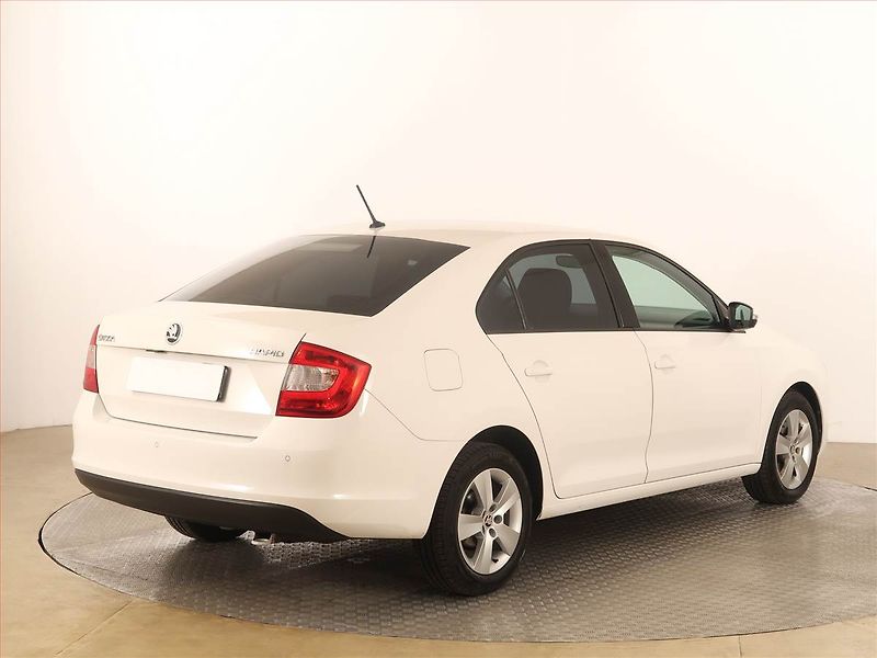 Škoda Rapid (2015) 1.6 TDI, Tempomat - fotka 5 z 16