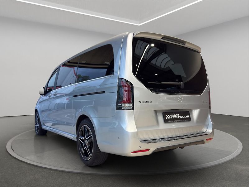 Mercedes-Benz Třídy V (2025) V 300 D 4MATIC L REZERVACE - fotka 5 z 22