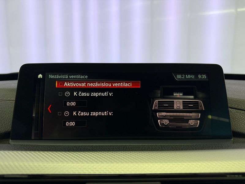 BMW Řada 3 320d GT xDrive M-PAKET, LED, A - fotka 16 z 28