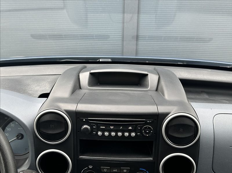 Peugeot Partner 1,6 HDI 92PS  Tepee Active - fotka 25 z 48