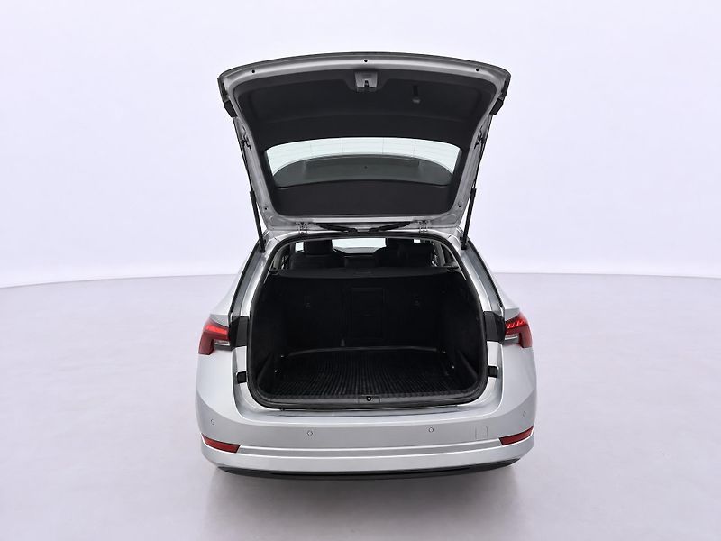 Škoda Octavia 2,0 TDI 85kW CZ 1.Maj LED DPH - fotka 9 z 35