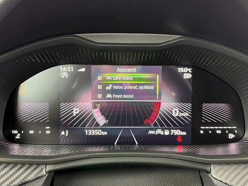 Škoda Kamiq (2025) DSG 1.5TSI 110kW Monte Carlo - fotka 10 z 33