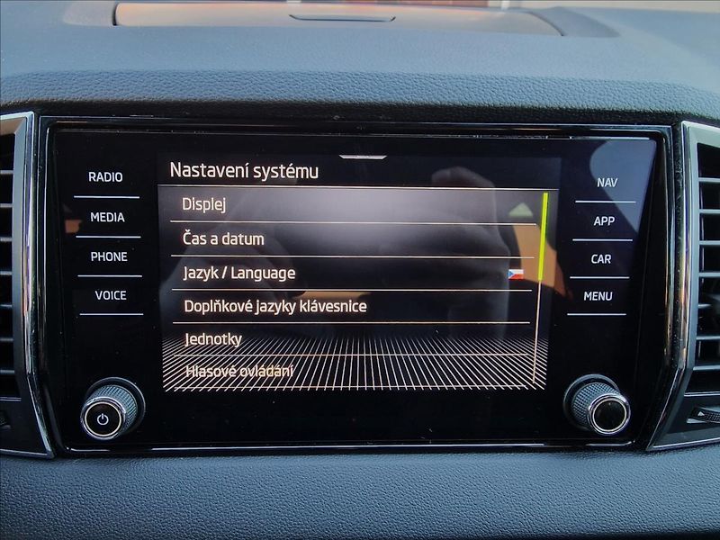 Škoda Karoq 2.0TDI Style, původ ČR,1.Maj. - fotka 30 z 50