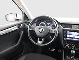 Škoda Octavia (2017) Scout 2.0 TDI, 4X4, Automat - náhled 7