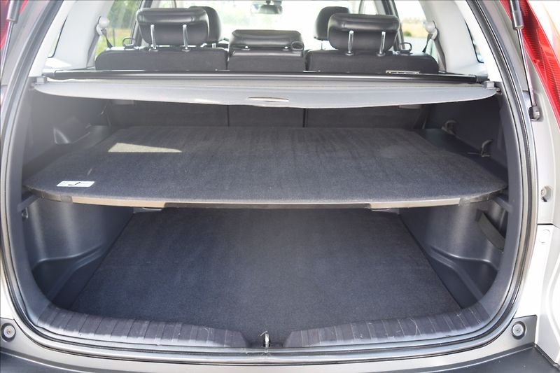 Honda CR-V 2,0 I 110KW 4X4 REZERVACE - fotka 26 z 51