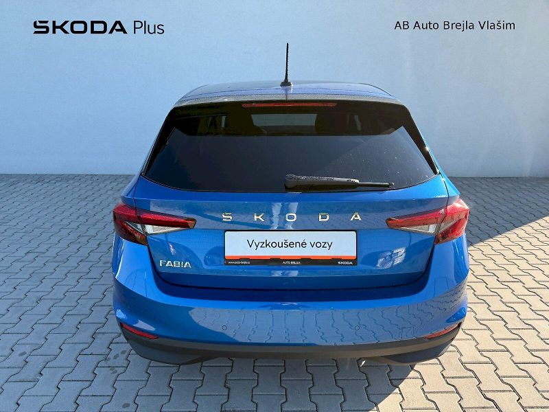 Škoda Fabia (2024) 1.0 TSI / 85 kW / 6MP / TOP SE - fotka 9 z 28