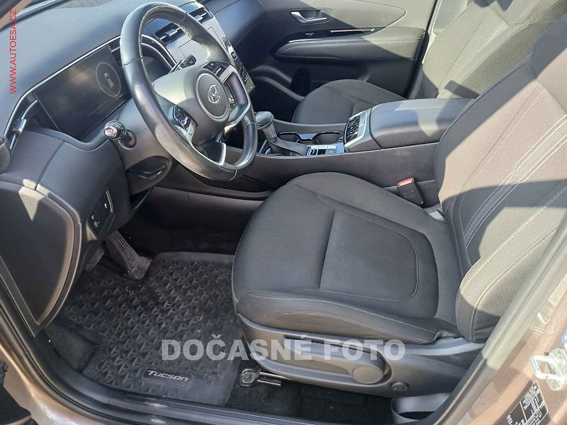 Hyundai Tucson (2022) 1.6i, AT, navi, LED - fotka 3 z 3
