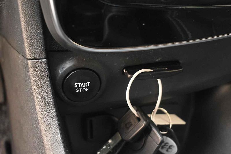 Renault Clio je vhodným společníkem pro mladší i starší páry