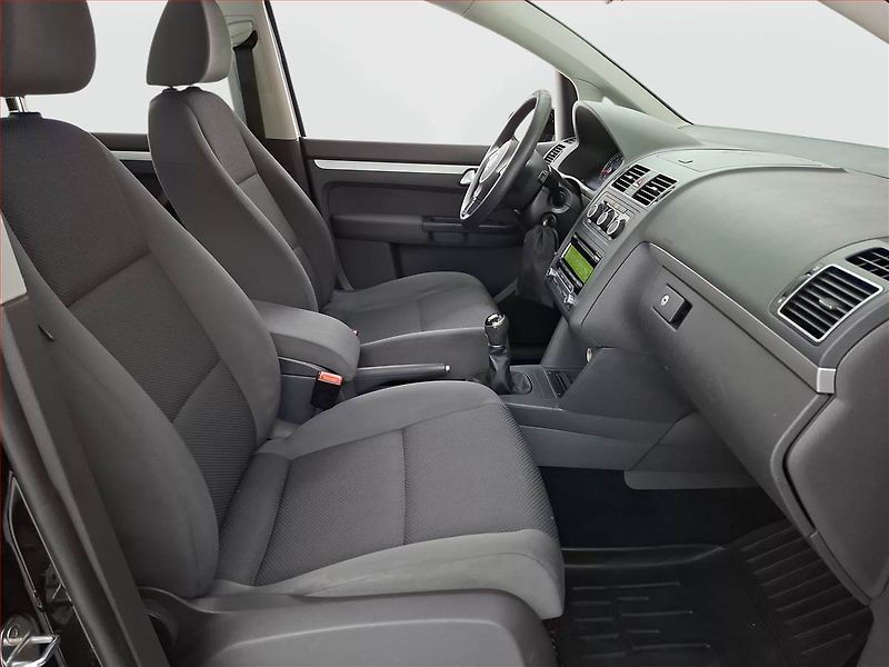 Volkswagen Touran (2015) 1.2 TSI, Serv.kniha, Tempomat - fotka 9 z 17