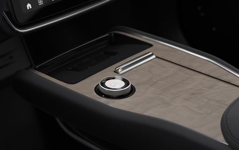 Volvo EX90 (2024) - fotka 13 z 14