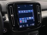 Volvo XC40 T3 MOMENTUM AUT REZERVACE - náhled 36