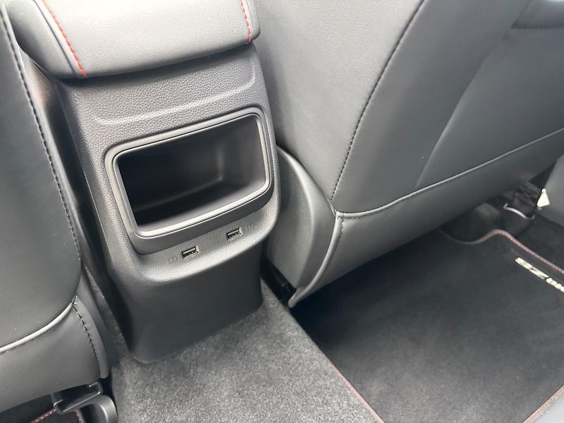 MG ZS 1.0 TGI 82 kW Elegance - fotka 26 z 29