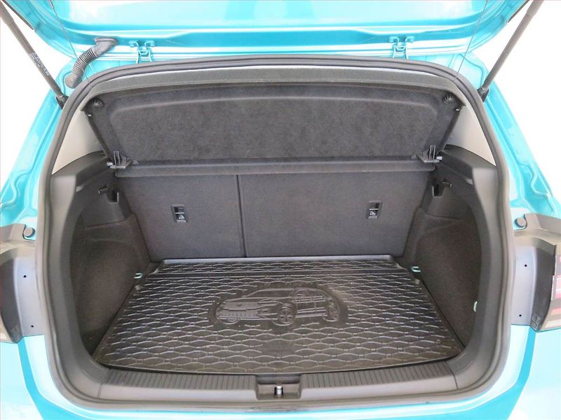 Volkswagen T-Cross (2022) Style 1.0 TSI - fotka 13 z 16