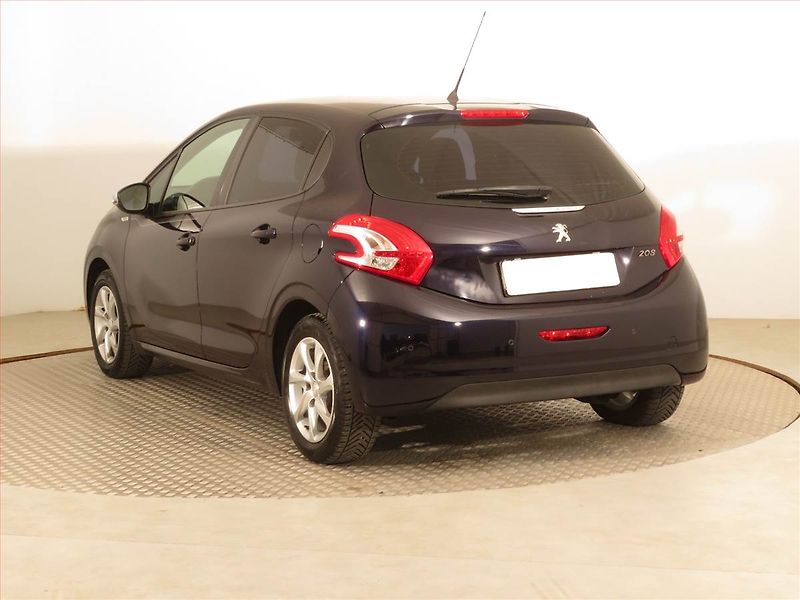 Peugeot 208 (2013) 1.2 PureTech, Serv.kniha - fotka 4 z 15