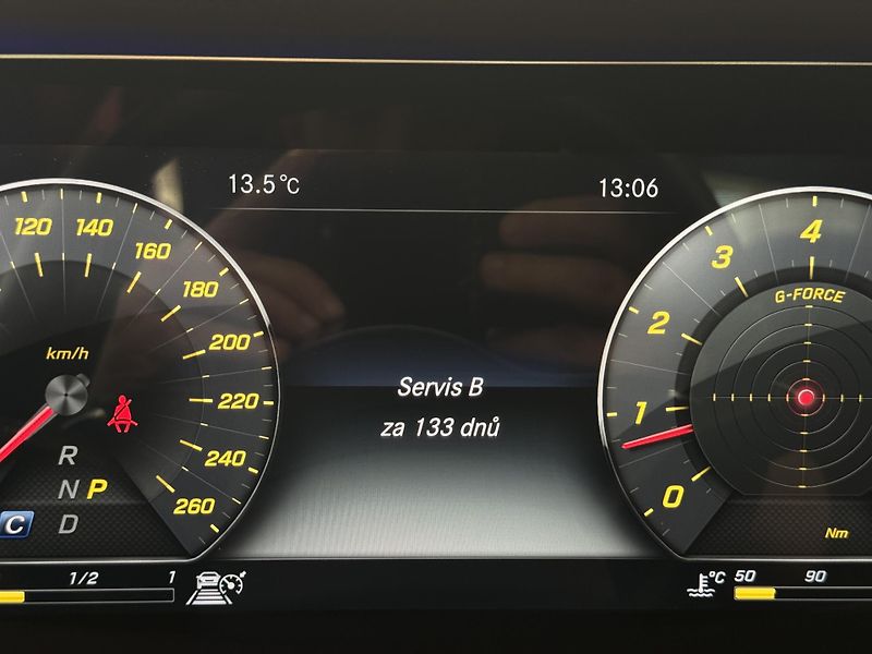 Mercedes-Benz Třídy S S560*V8*AMG*346kw*4x4*CZ* - fotka 25 z 45