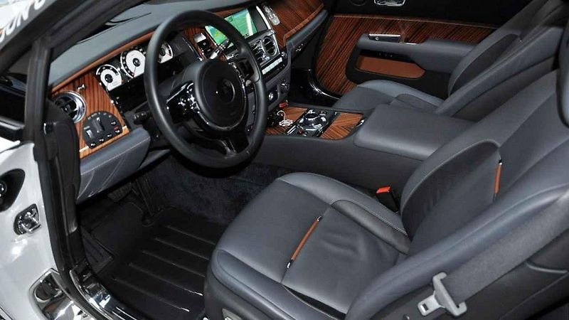 Rolls-Royce Wraith lyžaře Jona Olssona.