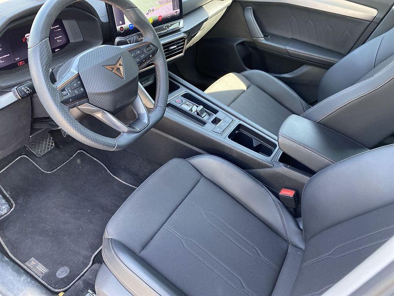 Cupra Formentor (2024) 1.5 TSI DSG - fotka 6 z 40