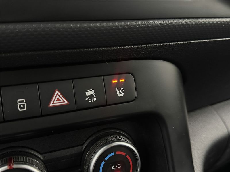 Mercedes-Benz Citan 1,5 TOURER DPH NAV LED 1MAJ ČR - fotka 23 z 38
