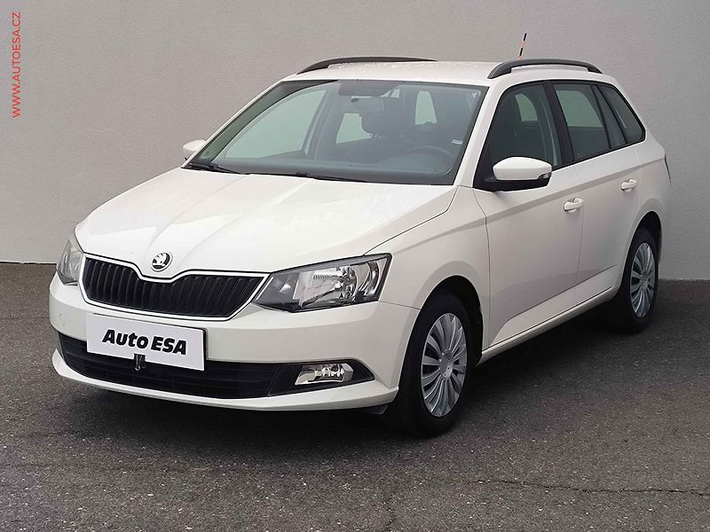 Škoda Fabia (2015) 1.2 TSi, 2.maj,ČR, Ambition - fotka 3 z 16
