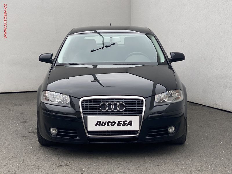 Audi A3 (2005) 3.2 i, ČR - fotka 2 z 3