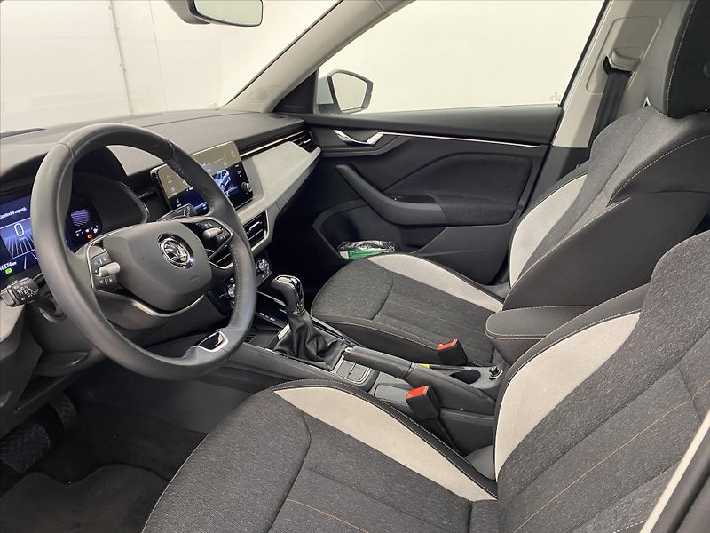Škoda Kamiq 1,0 TSI 85kW DSG Top Selection - fotka 5 z 30