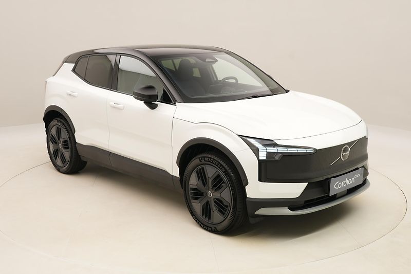Volvo EX30 (2026) CROSS COUNTRY P5 LONG R. PLUS - fotka 16 z 69