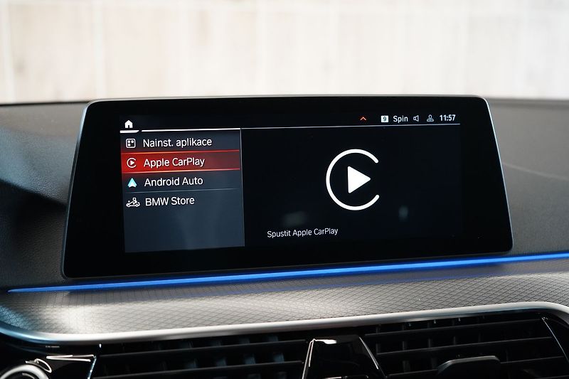 BMW Řada 5 540d xDrive, Tažné, Ventilace - fotka 38 z 49