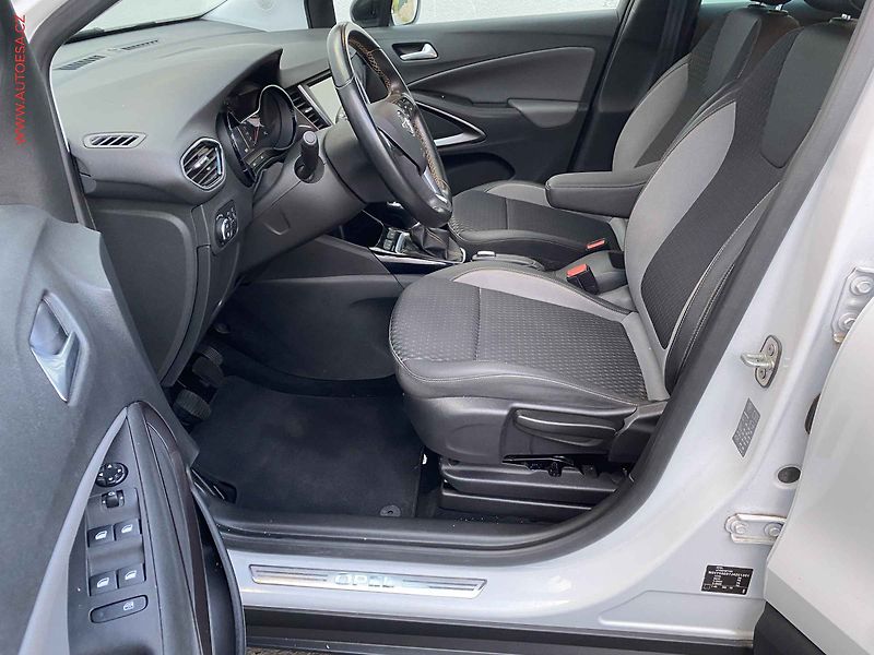 Opel Crossland X (2018) 1.2 T, Innovation, park. - fotka 9 z 18
