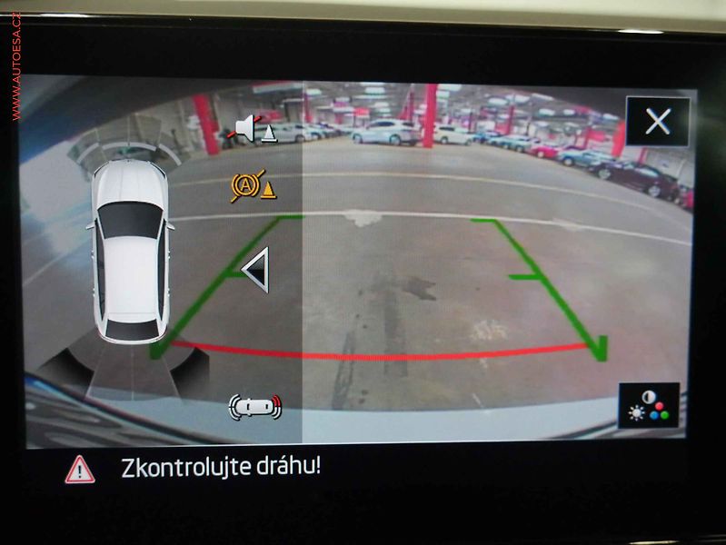 Škoda Scala (2019) 1.0TSi, 2.maj,ČR, Style, LED - fotka 22 z 22