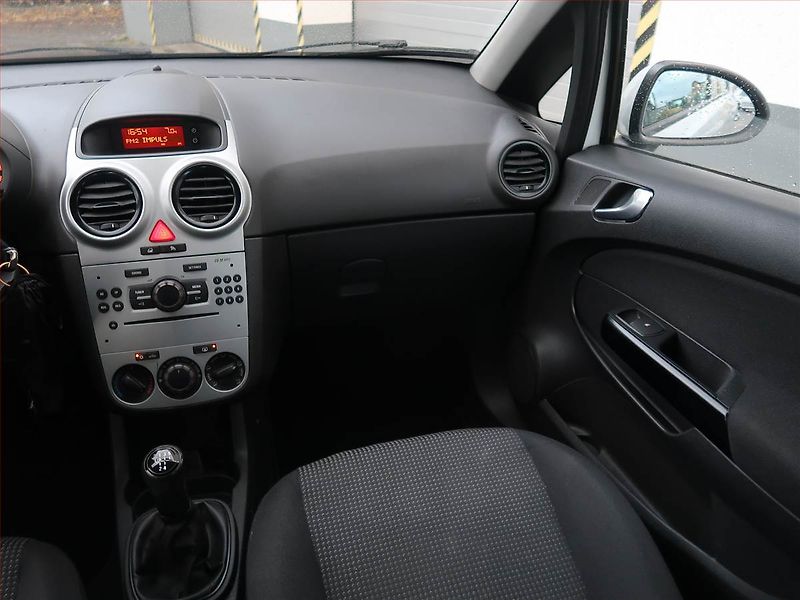 Opel Corsa (2013) 1.0, Serv.kniha, po STK - fotka 8 z 15