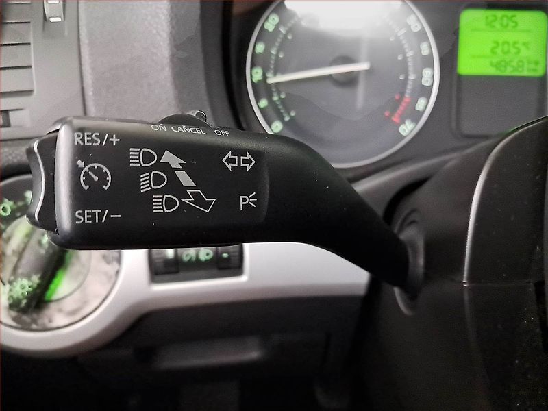 Škoda Octavia (2005) 1.6, po STK, jezdí výborně - fotka 17 z 17