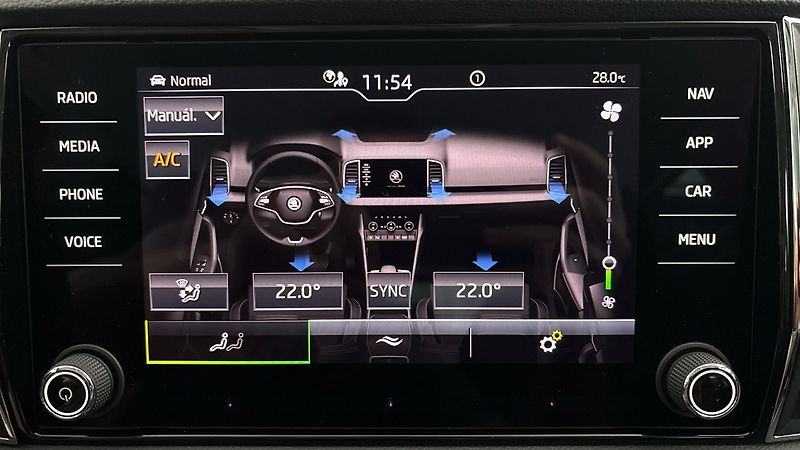 Škoda Karoq 1.5 TSI DSG Style - fotka 25 z 27