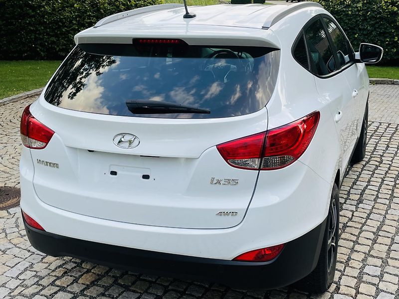 Hyundai ix35 2.0i 4x4 1MAJIITEL KAMER TAŽNÉ - fotka 13 z 46