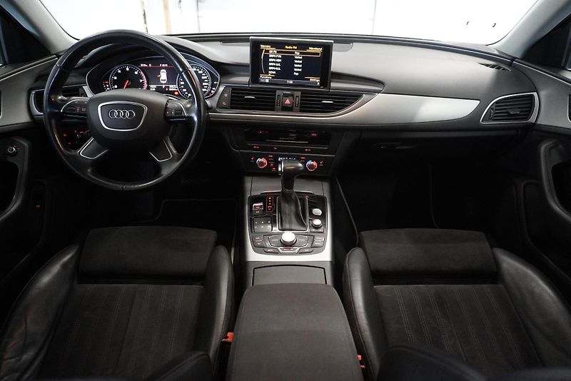 Audi A6 (2014) A6 2,0 TFSI S-LINE AUTOMAT - fotka 19 z 32