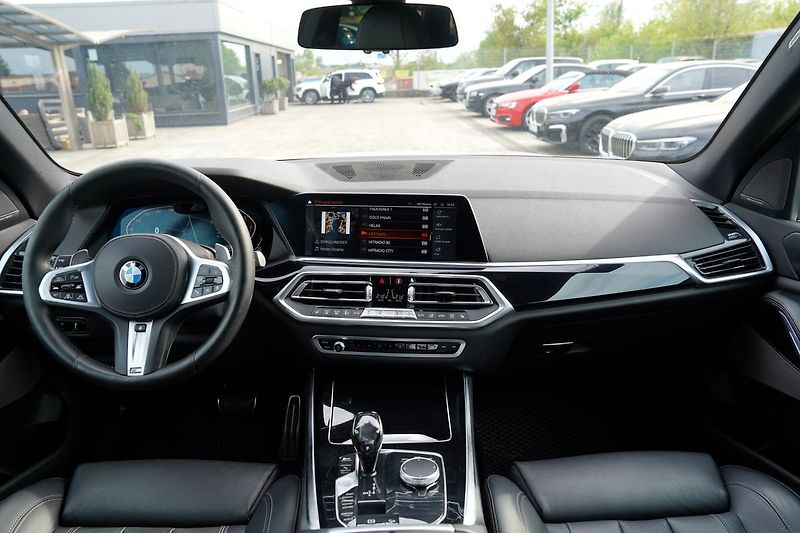 BMW X5 30d xDrive, Mpaket/21/Led - fotka 27 z 42