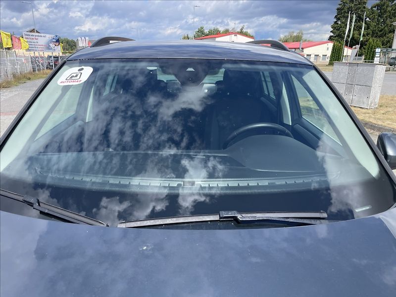 Volkswagen Tiguan 2,0 TDi 110kw DSG 4-matic bez - fotka 43 z 43