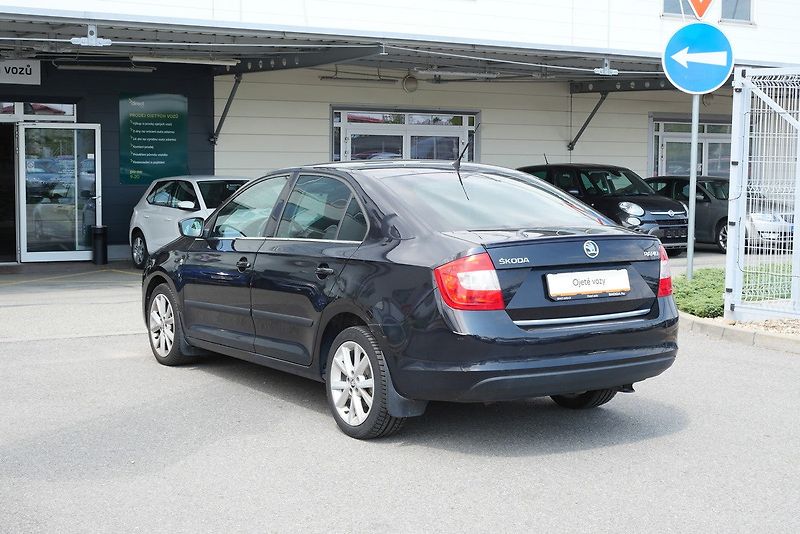 Škoda Rapid - fotka 4 z 6